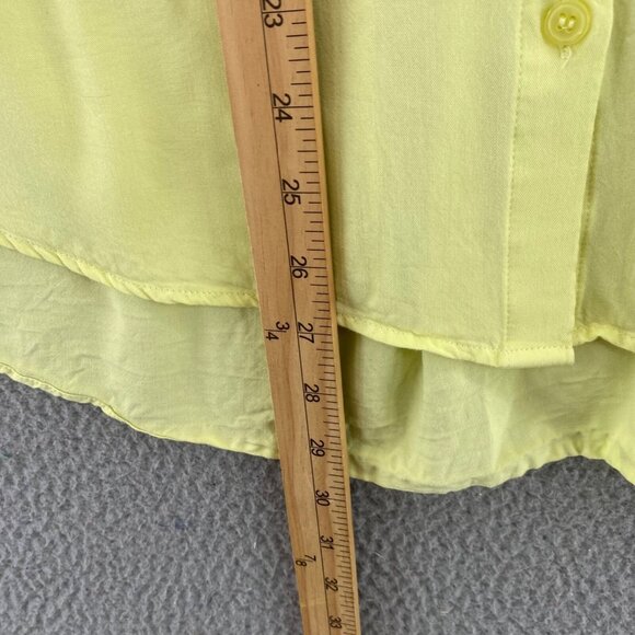 Chicos Top Womens 1 US Medium Babette Citron Yellow Button Up Roll Tab Sleeves * - Picture 8 of 12
